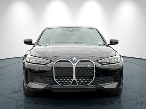 Used 2024 BMW i4 eDrive35 w/ Premium Package image 9