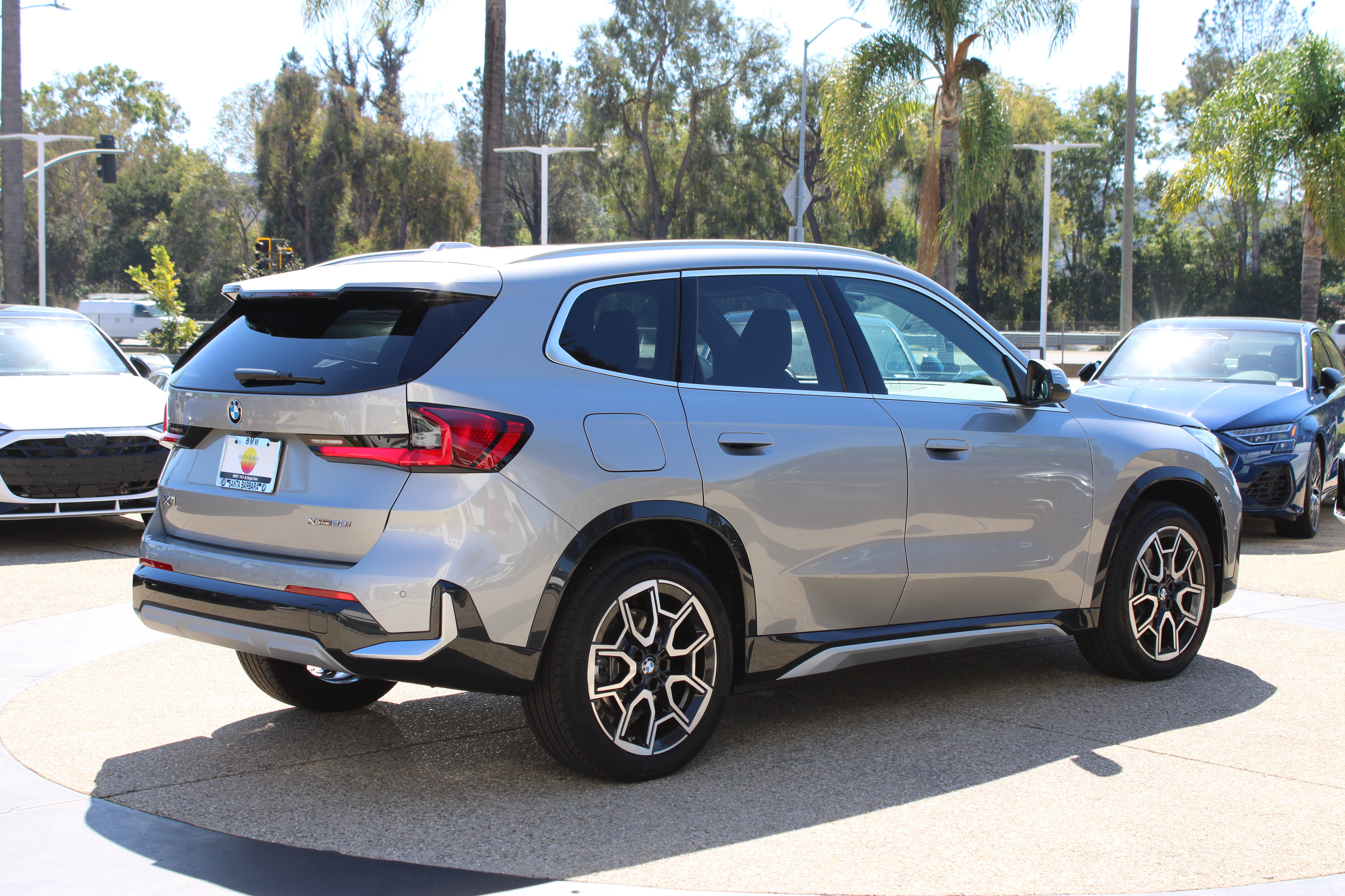 Used 2026 BMW X1 xDrive28i w/ Convenience Package AWD/4WD image 5