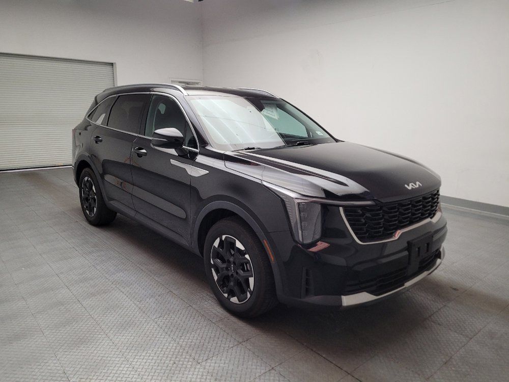 Used 2024 Kia Sorento S FWD image 13