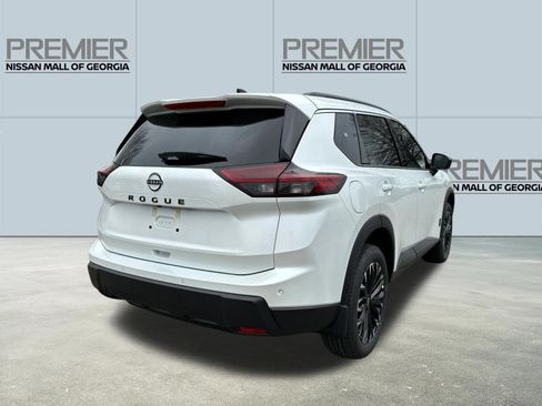 New 2026 Nissan Rogue Dark Armor FWD image 5