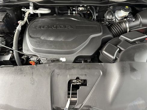 Used 2023 Honda Odyssey Sport image 10