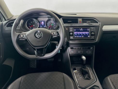 Used 2020 Volkswagen Tiguan S FWD image 21