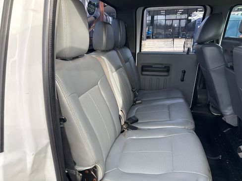 Used 2013 Ford F550 2WD Crew Cab Super Duty w/ Payload Upgrade Pkg image 12
