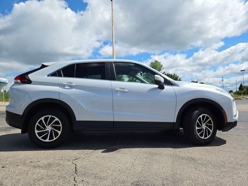 Used 2023 Mitsubishi Eclipse Cross ES AWD/4WD image 23