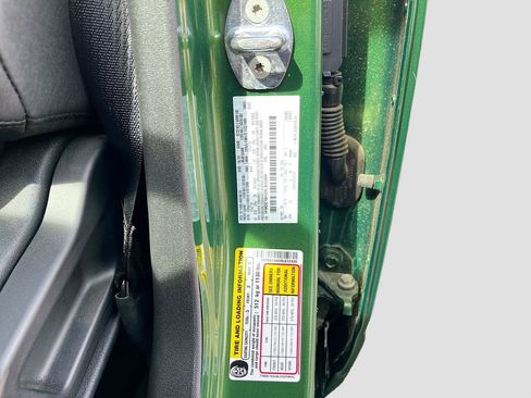 Used 2024 Ford Bronco Black Diamond image 32