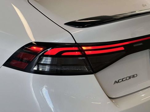 Used 2025 Honda Accord Sport image 12
