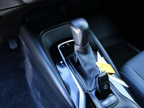 Used 2019 Toyota Corolla SE image 12