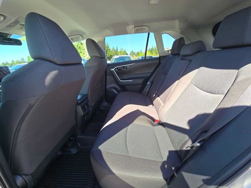 Certified 2025 Toyota RAV4 LE AWD/4WD image 16