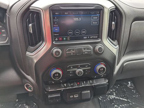 Used 2022 Chevrolet Silverado 2500 LT w/ Convenience Package AWD/4WD image 21