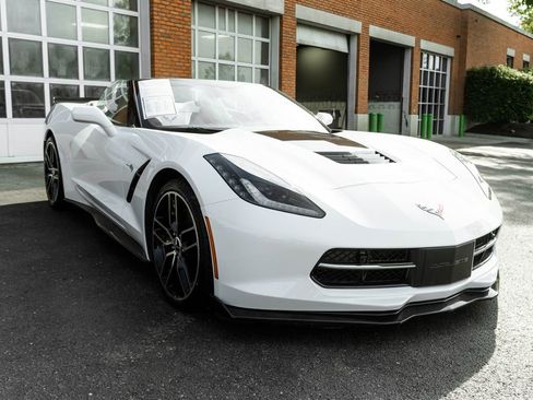 Used 2018 Chevrolet Corvette Stingray Convertible RWD image 31
