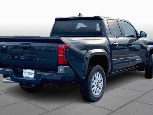 Used 2024 Toyota Tacoma SR5 image 12
