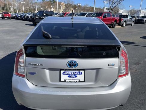 Used 2014 Toyota Prius Two image 5