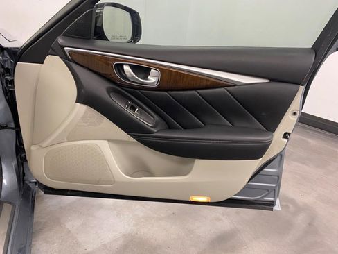 Used 2014 INFINITI Q50 AWD w/ Deluxe Touring Package image 45