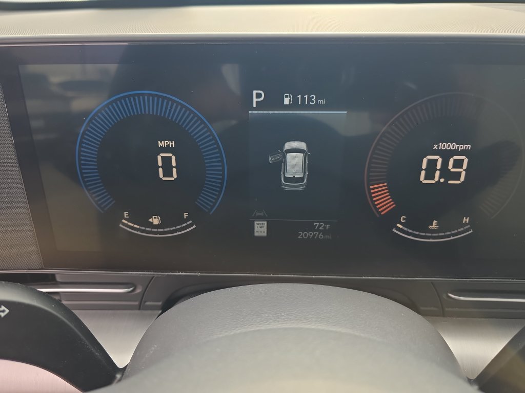 Used 2025 Hyundai Kona SEL FWD image 15