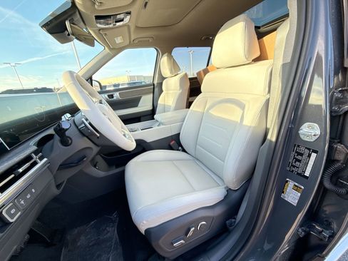 New 2026 Hyundai Santa Fe Limited image 13