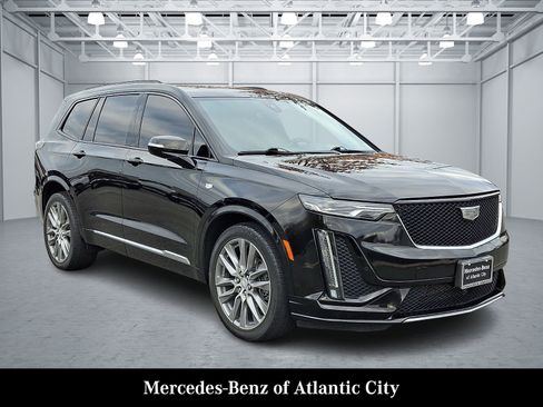 Used 2021 Cadillac XT6 Sport image 1