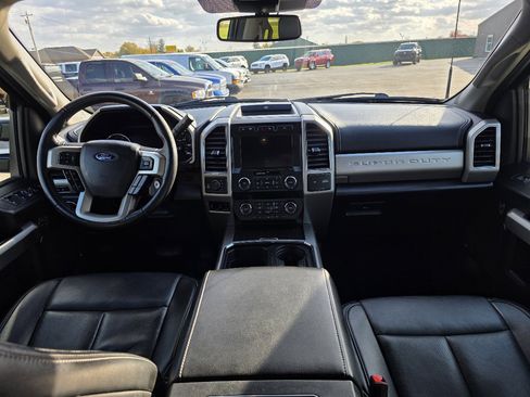 Used 2021 Ford F350 Lariat w/ Lariat Value Package image 18