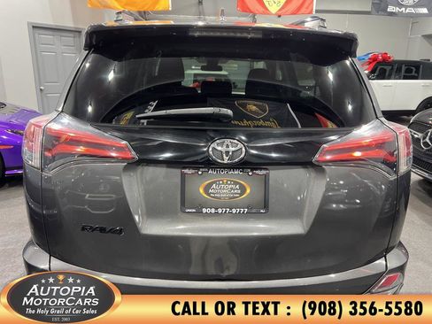 Used 2018 Toyota RAV4 Adventure image 5
