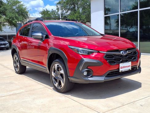 Used 2024 Subaru Crosstrek 2.5i Limited AWD/4WD image 2