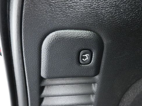 Used 2020 Jeep Grand Cherokee Altitude image 46