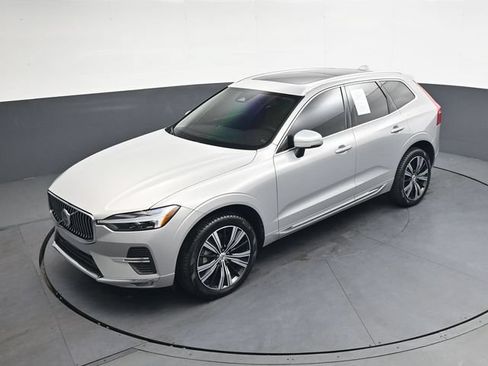 Used 2022 Volvo XC60 B5 Inscription w/ Protection Package Premier FWD image 28