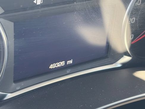 Used 2024 GMC Terrain SLE AWD/4WD image 12