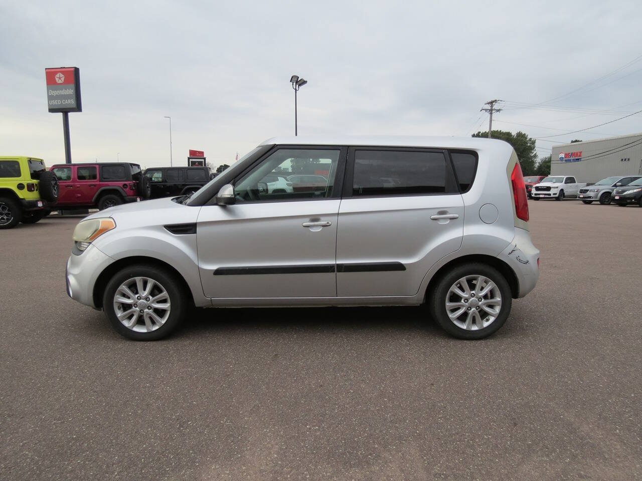Used 2012 Kia Soul + FWD image 6