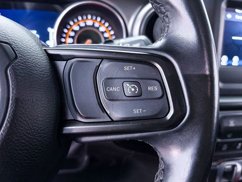 Used 2022 Jeep Wrangler Sport AWD/4WD image 28
