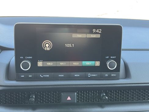 Certified 2024 Honda CR-V EX image 30