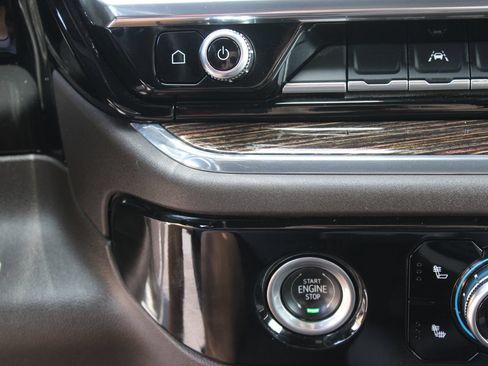 Used 2023 GMC Sierra 1500 SLE RWD image 18