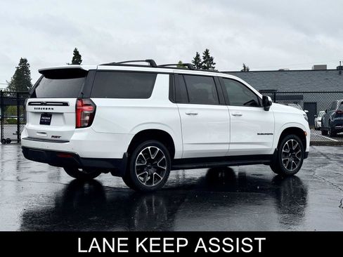 Used 2022 Chevrolet Suburban RST w/ Luxury Package image 8