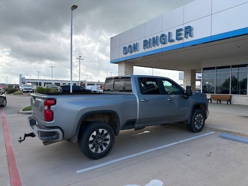 Used 2025 Chevrolet Silverado 2500 LT AWD/4WD image 2