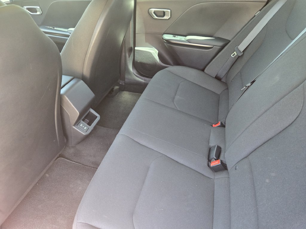 New 2026 Kia K4 FWD image 19