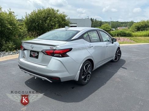 New 2025 Nissan Versa SR w/ Trunk Package image 6
