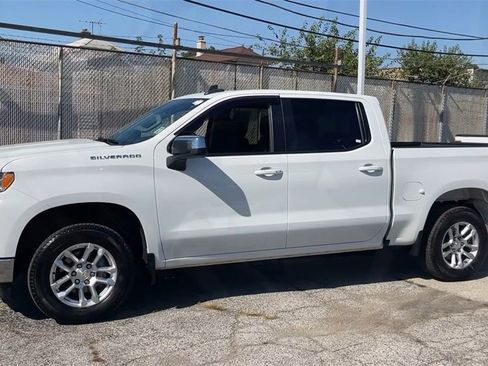 Used 2023 Chevrolet Silverado 1500 LT image 25