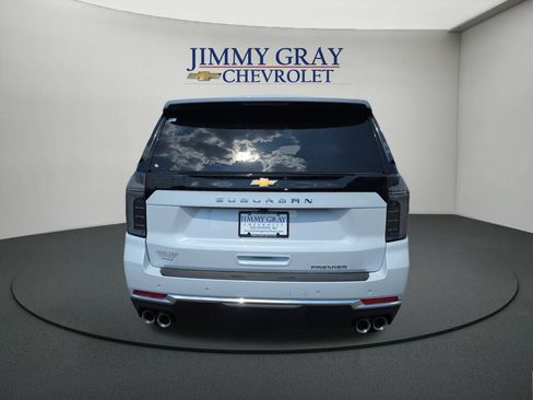 New 2026 Chevrolet Suburban Premier w/ Sun And Tow Package AWD/4WD image 4