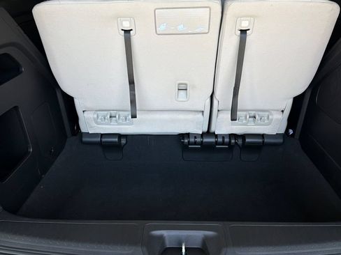New 2026 Honda Odyssey Touring image 17