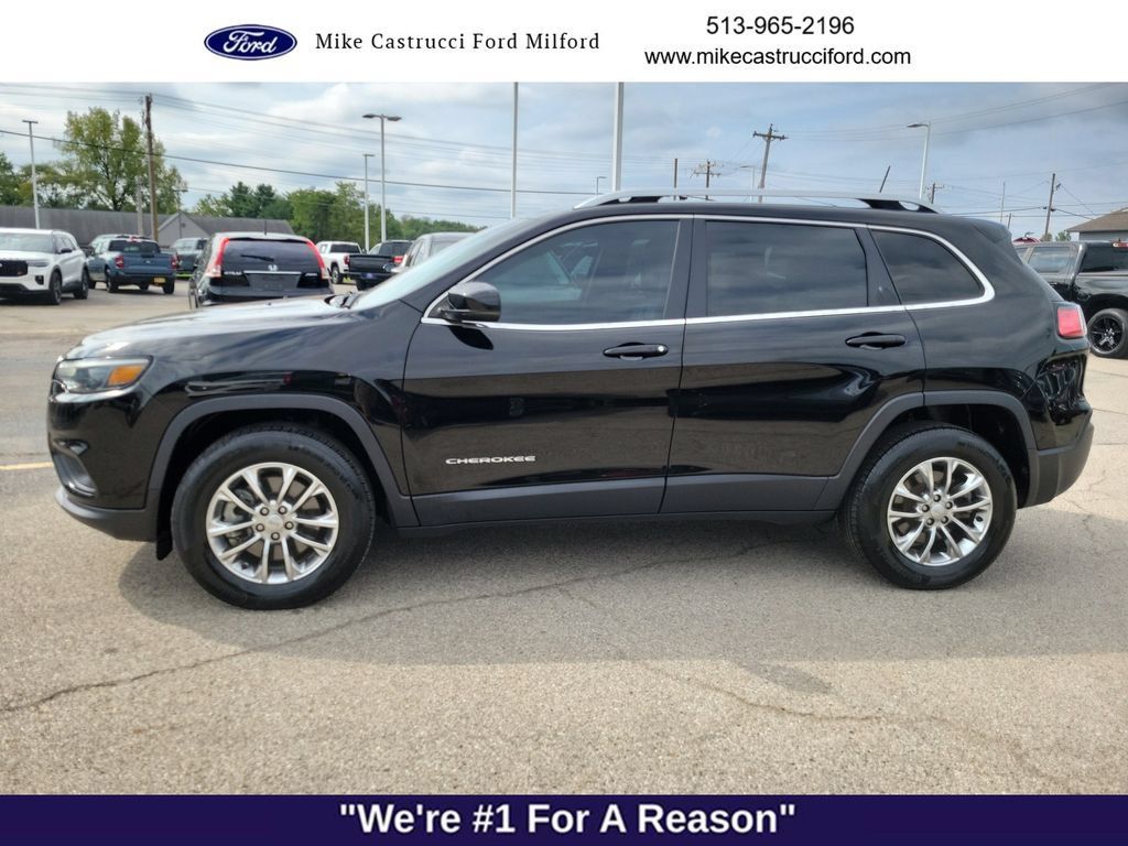 Used 2021 Jeep Cherokee Latitude Lux AWD/4WD image 2