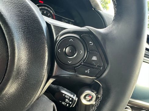 Used 2025 Toyota GR86 RWD image 19