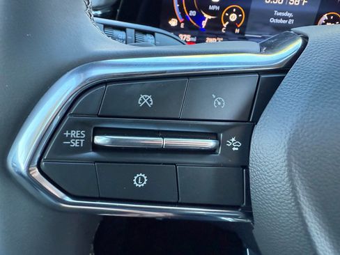 New 2025 Chevrolet Suburban High Country image 40