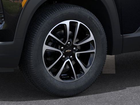 New 2026 Chevrolet TrailBlazer LT w/ LT Cold Weather Package FWD image 33