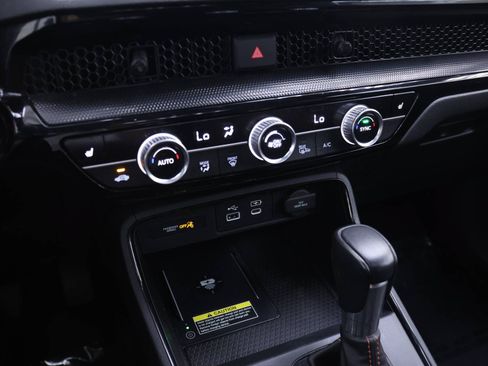 Certified 2023 Honda CR-V Sport Touring image 6