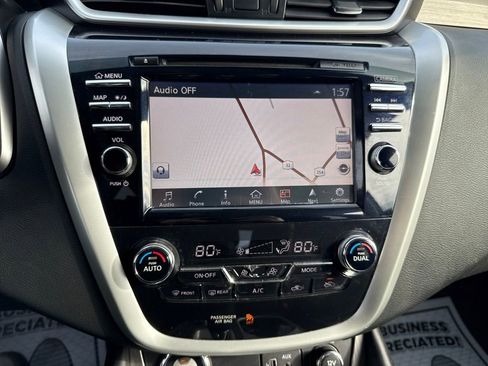 Used 2018 Nissan Murano Platinum w/ Cargo Package image 32