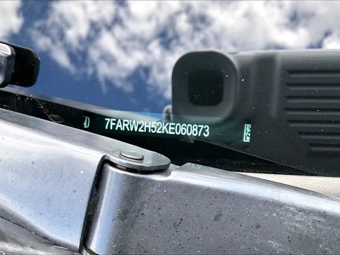 Used 2019 Honda CR-V EX image 18