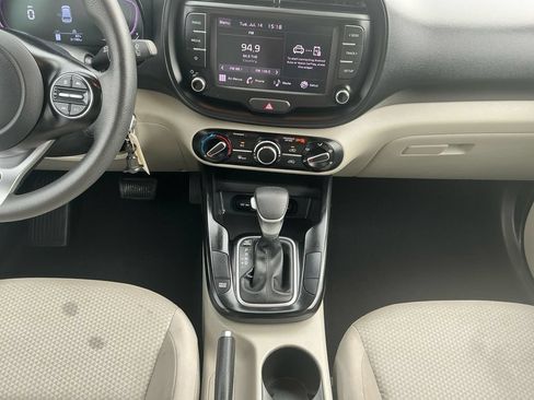Used 2024 Kia Soul LX w/ Option Group 015 FWD image 20
