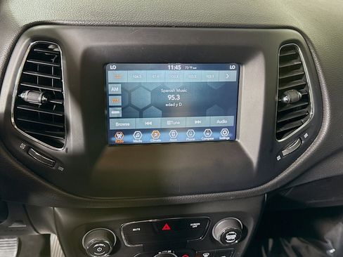 Used 2020 Jeep Compass Latitude w/ Popular Equipment Group image 18