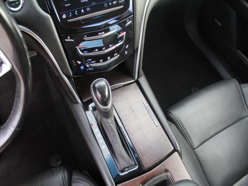 Used 2019 Cadillac XTS Luxury FWD image 15