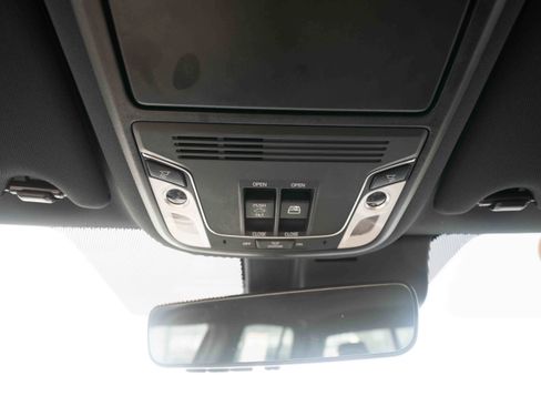 Used 2023 Honda Ridgeline Black Edition image 18