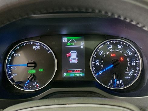 Used 2022 Toyota RAV4 XLE Premium image 19