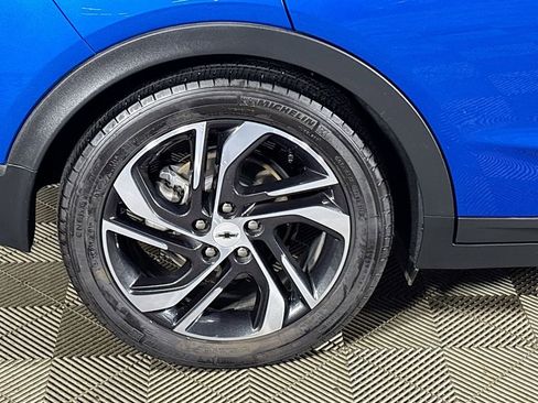 Used 2023 Chevrolet Bolt LT w/ Infotainment Package image 22